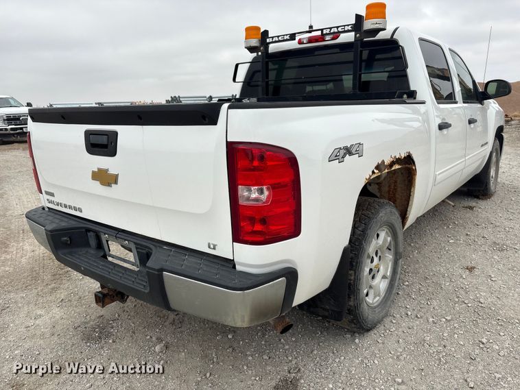 image for item FG2722 2011 Chevrolet Silverado 1500 Crew Cab pickup truck