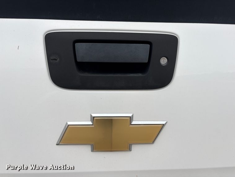 image for item FG2722 2011 Chevrolet Silverado 1500 Crew Cab pickup truck