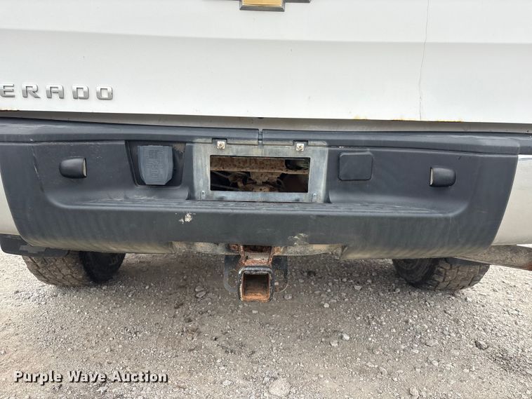 image for item FG2722 2011 Chevrolet Silverado 1500 Crew Cab pickup truck