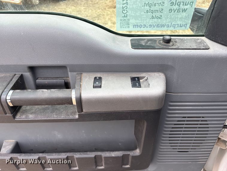 image for item FG2723 2016 Ford F250 Super Duty Ext. Cab pickup truck