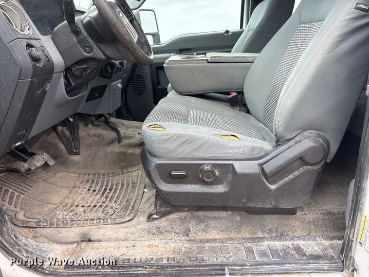 image for item FG2723 2016 Ford F250 Super Duty Ext. Cab pickup truck