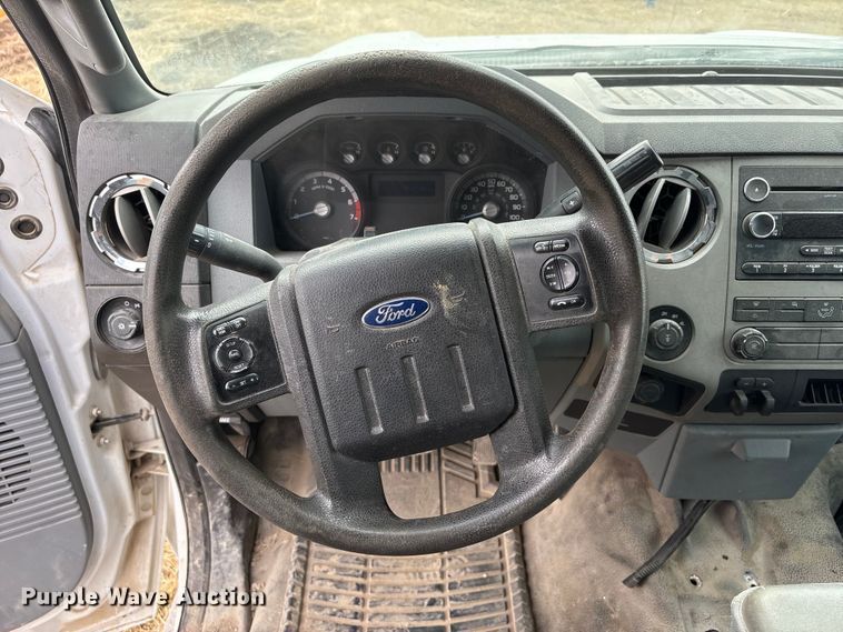 image for item FG2723 2016 Ford F250 Super Duty Ext. Cab pickup truck