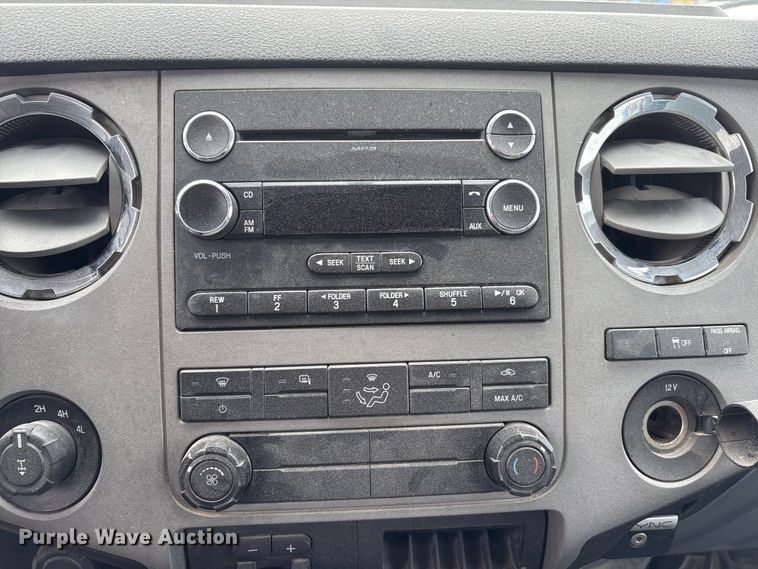 image for item FG2723 2016 Ford F250 Super Duty Ext. Cab pickup truck