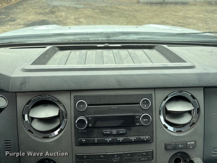 image for item FG2723 2016 Ford F250 Super Duty Ext. Cab pickup truck