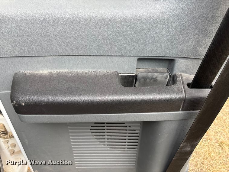 image for item FG2723 2016 Ford F250 Super Duty Ext. Cab pickup truck