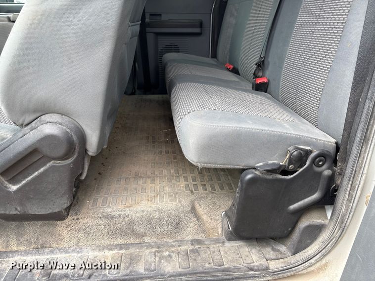 image for item FG2723 2016 Ford F250 Super Duty Ext. Cab pickup truck