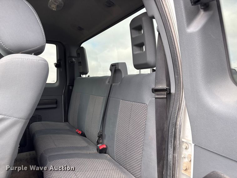 image for item FG2723 2016 Ford F250 Super Duty Ext. Cab pickup truck