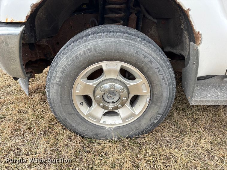 image for item FG2723 2016 Ford F250 Super Duty Ext. Cab pickup truck