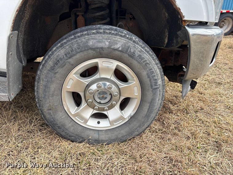 image for item FG2723 2016 Ford F250 Super Duty Ext. Cab pickup truck