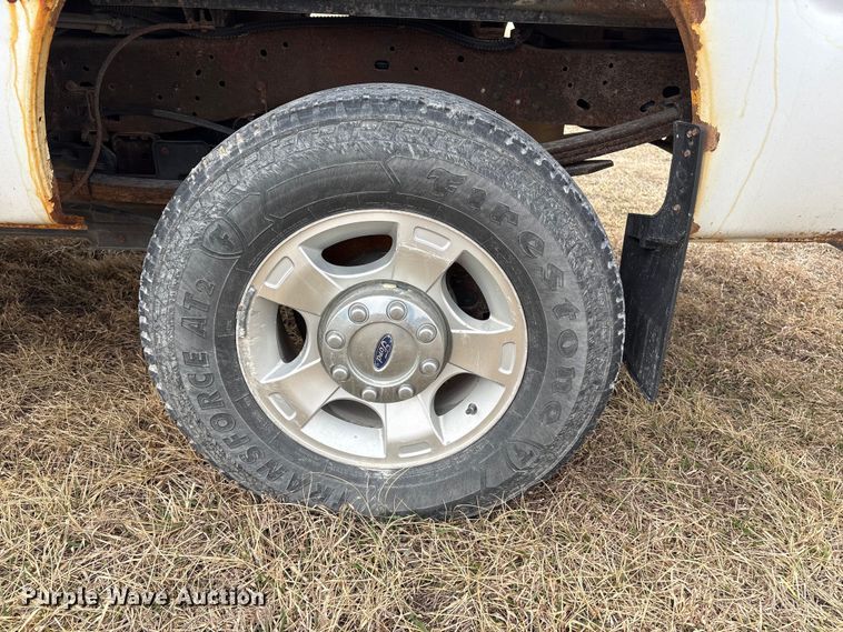 image for item FG2723 2016 Ford F250 Super Duty Ext. Cab pickup truck