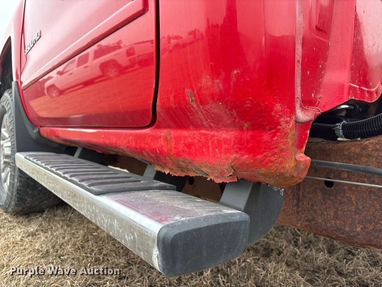 image for item FG2724 2016 Chevrolet Silverado 3500HD pickup truck cab and chassis