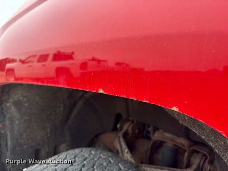 image for item FG2724 2016 Chevrolet Silverado 3500HD pickup truck cab and chassis