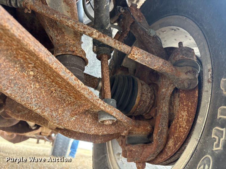 image for item FG2724 2016 Chevrolet Silverado 3500HD pickup truck cab and chassis