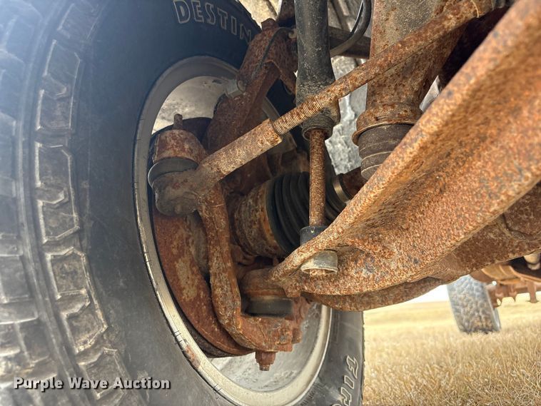 image for item FG2724 2016 Chevrolet Silverado 3500HD pickup truck cab and chassis