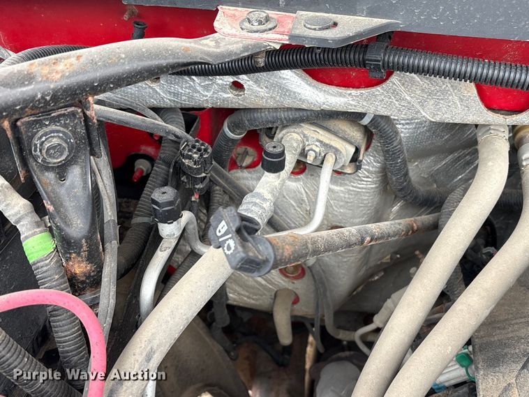 image for item FG2724 2016 Chevrolet Silverado 3500HD pickup truck cab and chassis