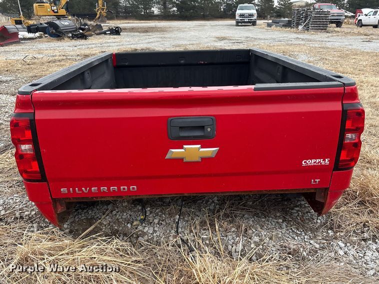 image for item FG2724 2016 Chevrolet Silverado 3500HD pickup truck cab and chassis