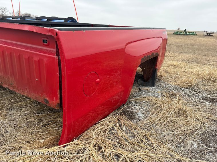 image for item FG2724 2016 Chevrolet Silverado 3500HD pickup truck cab and chassis