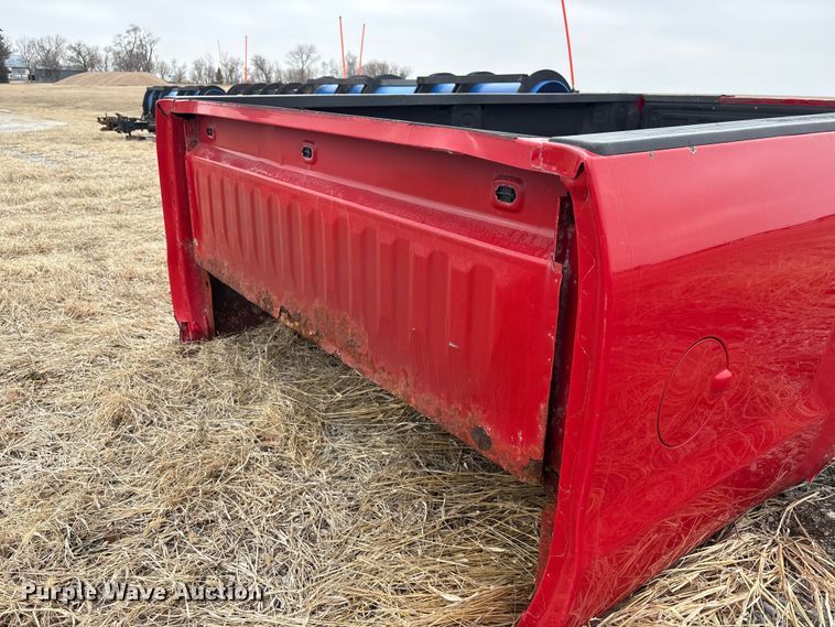 image for item FG2724 2016 Chevrolet Silverado 3500HD pickup truck cab and chassis