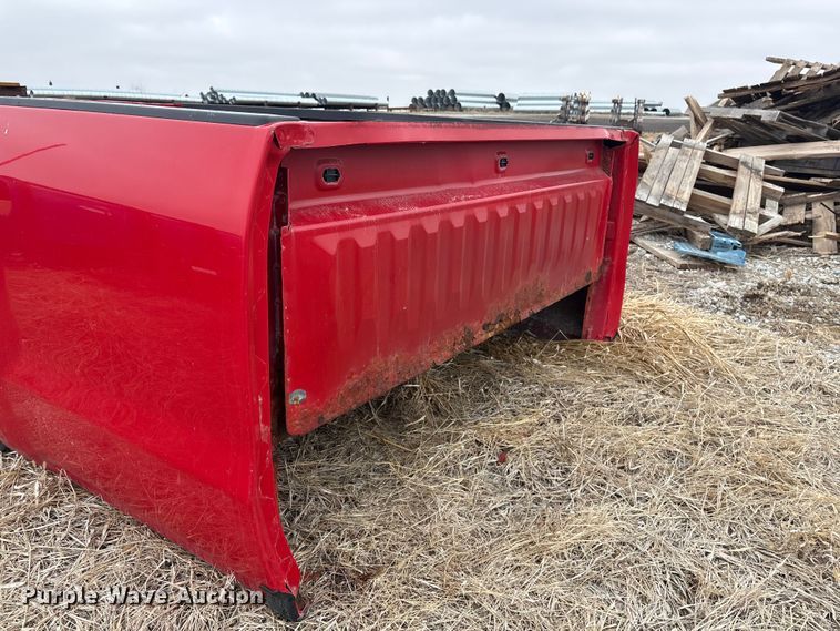 image for item FG2724 2016 Chevrolet Silverado 3500HD pickup truck cab and chassis