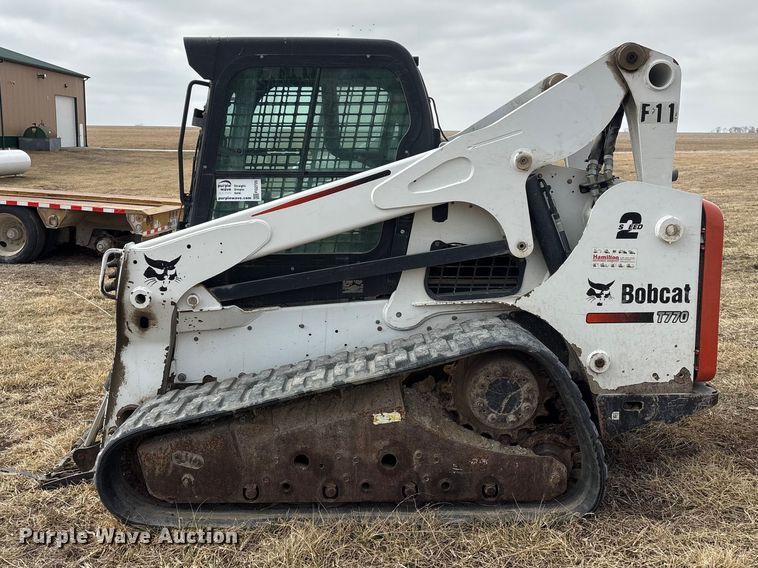 image for item FG2725 2012 Bobcat T770 tracked skid steer loader