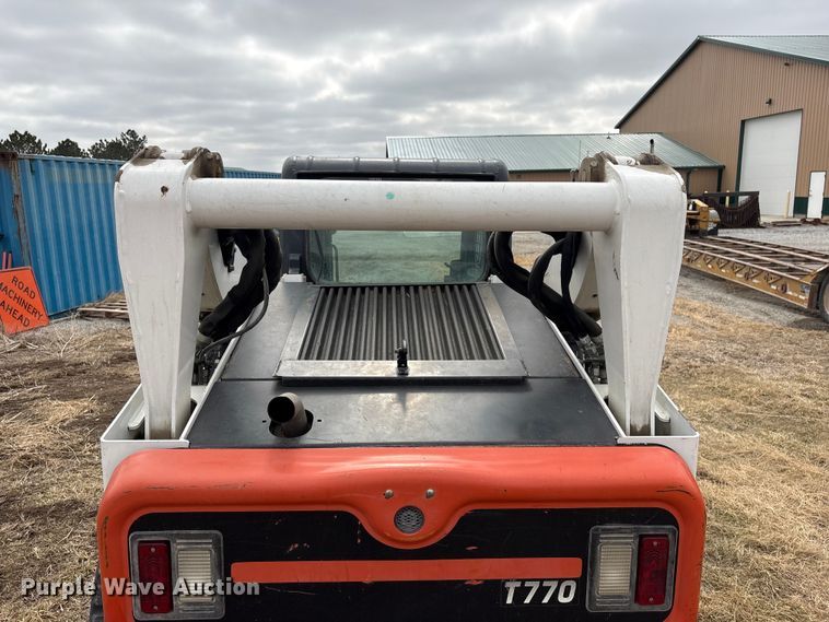 image for item FG2725 2012 Bobcat T770 tracked skid steer loader