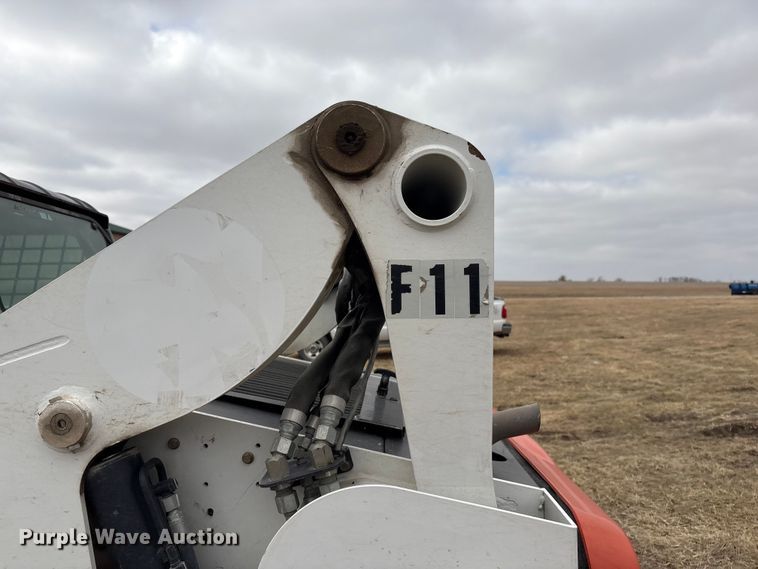 image for item FG2725 2012 Bobcat T770 tracked skid steer loader