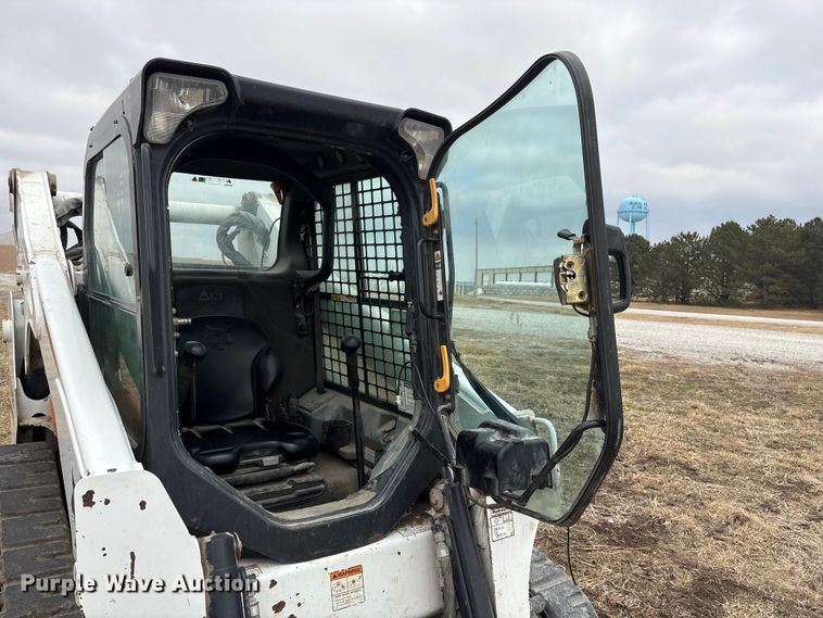 image for item FG2725 2012 Bobcat T770 tracked skid steer loader