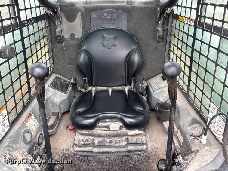 image for item FG2725 2012 Bobcat T770 tracked skid steer loader