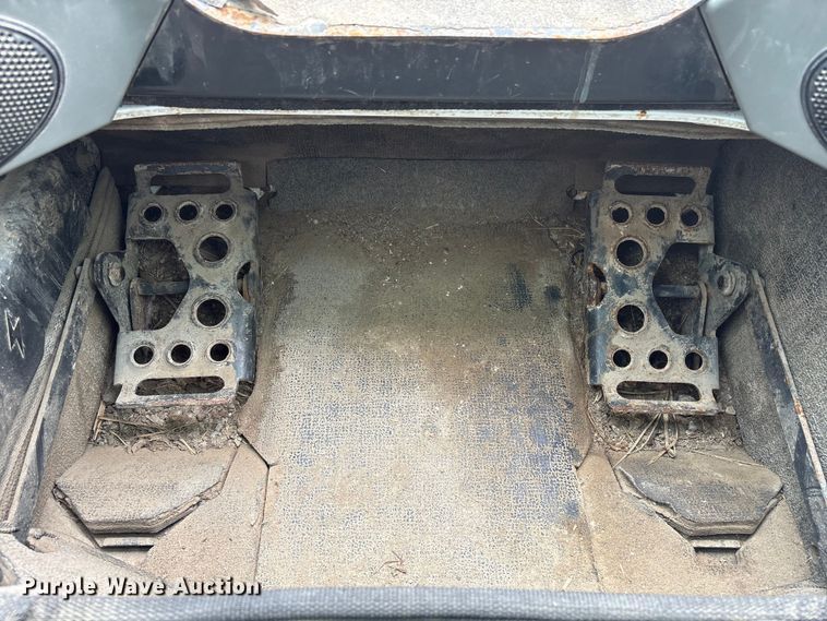 image for item FG2725 2012 Bobcat T770 tracked skid steer loader