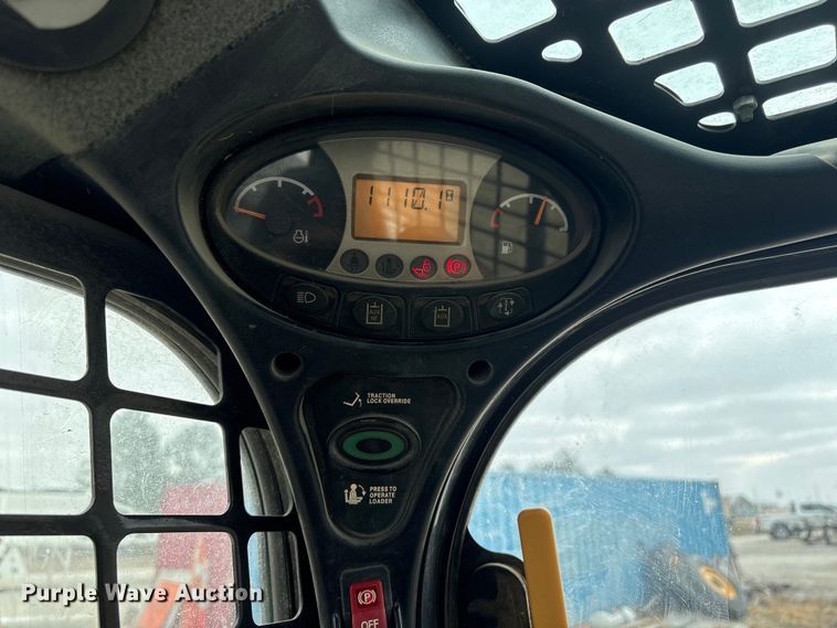 image for item FG2725 2012 Bobcat T770 tracked skid steer loader