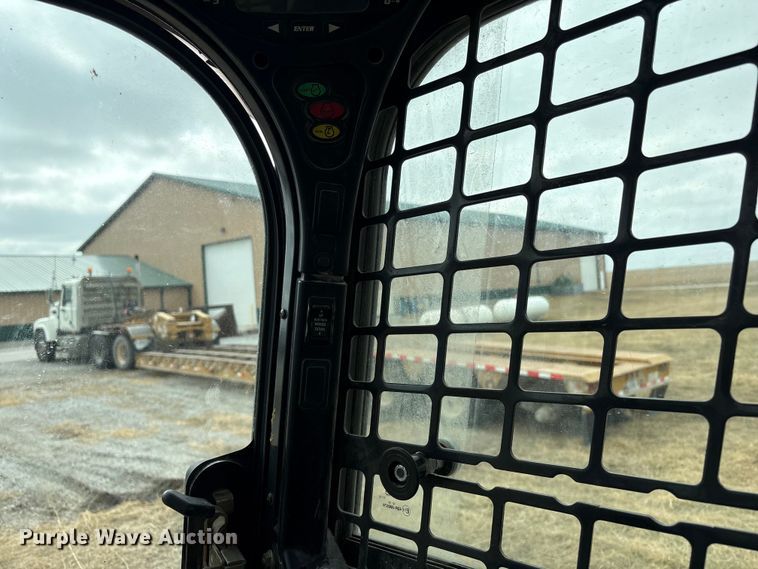 image for item FG2725 2012 Bobcat T770 tracked skid steer loader