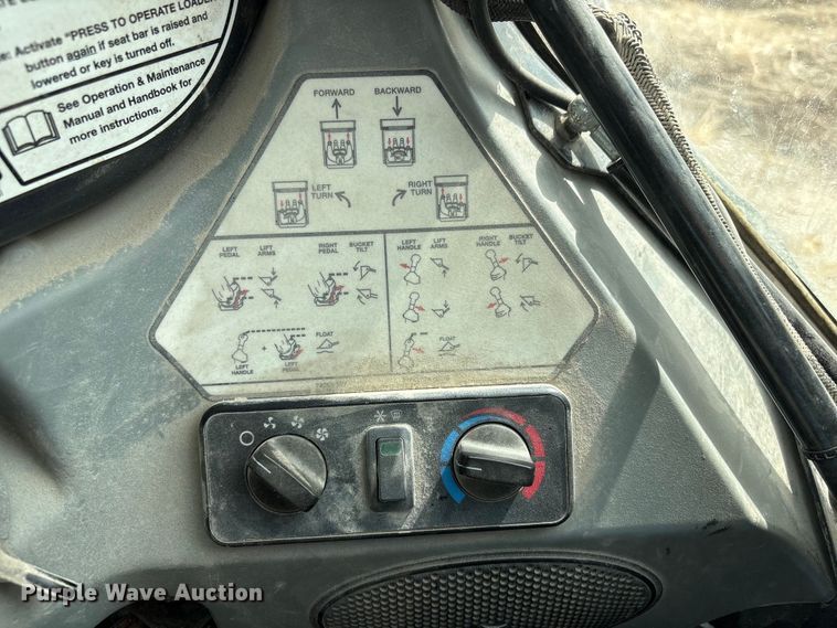 image for item FG2725 2012 Bobcat T770 tracked skid steer loader