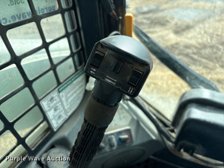 image for item FG2725 2012 Bobcat T770 tracked skid steer loader