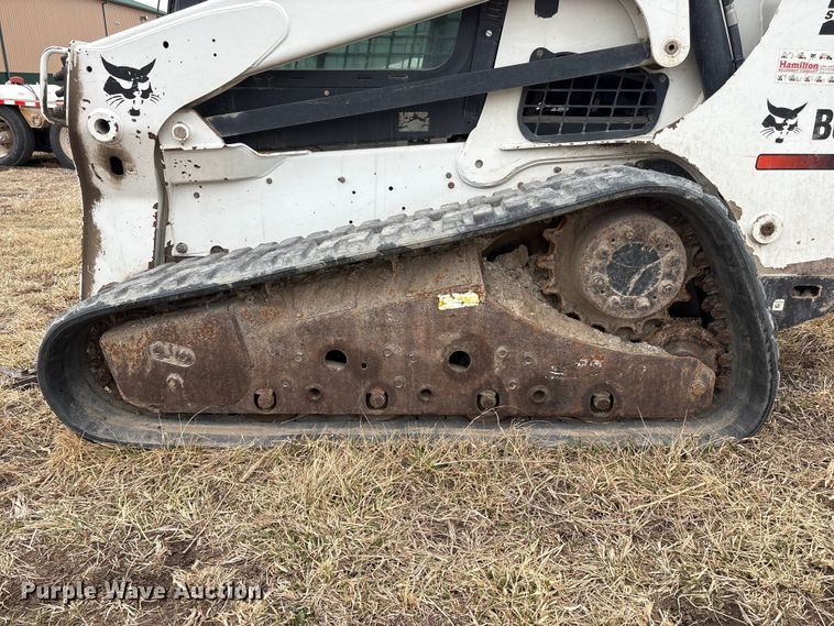 image for item FG2725 2012 Bobcat T770 tracked skid steer loader