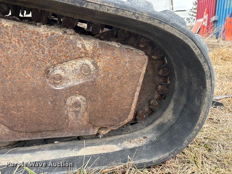 image for item FG2725 2012 Bobcat T770 tracked skid steer loader