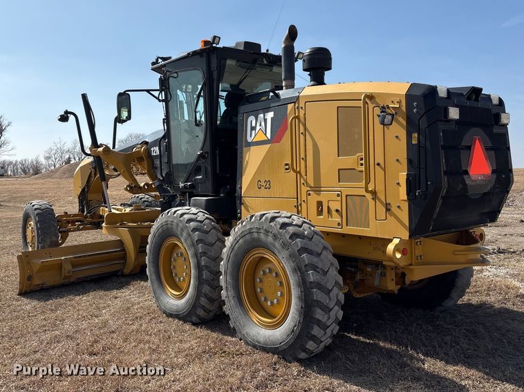 image for item FG2726 2018 Caterpillar 12M3 AWD motor grader