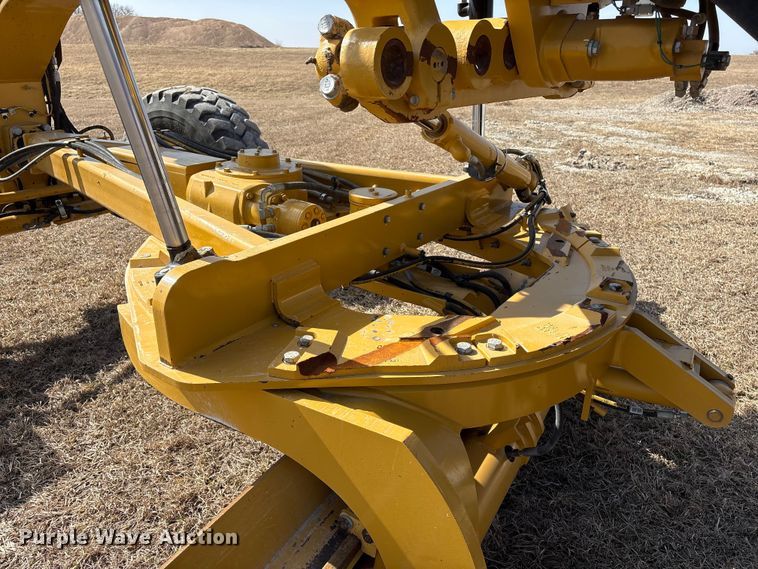 image for item FG2726 2018 Caterpillar 12M3 AWD motor grader
