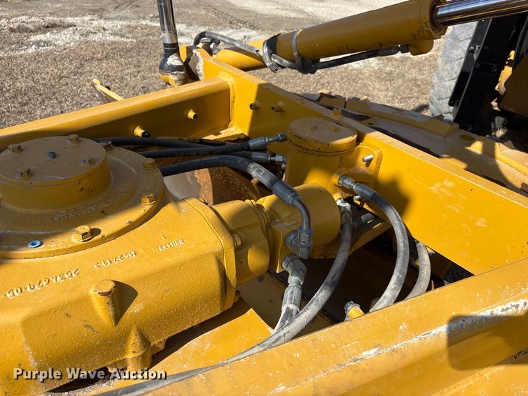 image for item FG2726 2018 Caterpillar 12M3 AWD motor grader