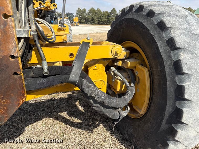 image for item FG2726 2018 Caterpillar 12M3 AWD motor grader