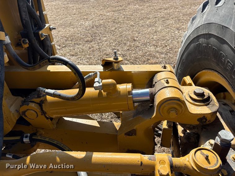 image for item FG2726 2018 Caterpillar 12M3 AWD motor grader