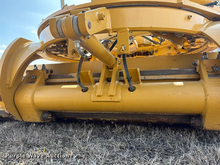 image for item FG2726 2018 Caterpillar 12M3 AWD motor grader