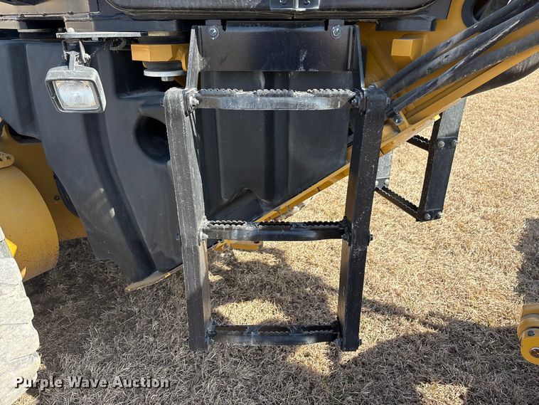 image for item FG2726 2018 Caterpillar 12M3 AWD motor grader