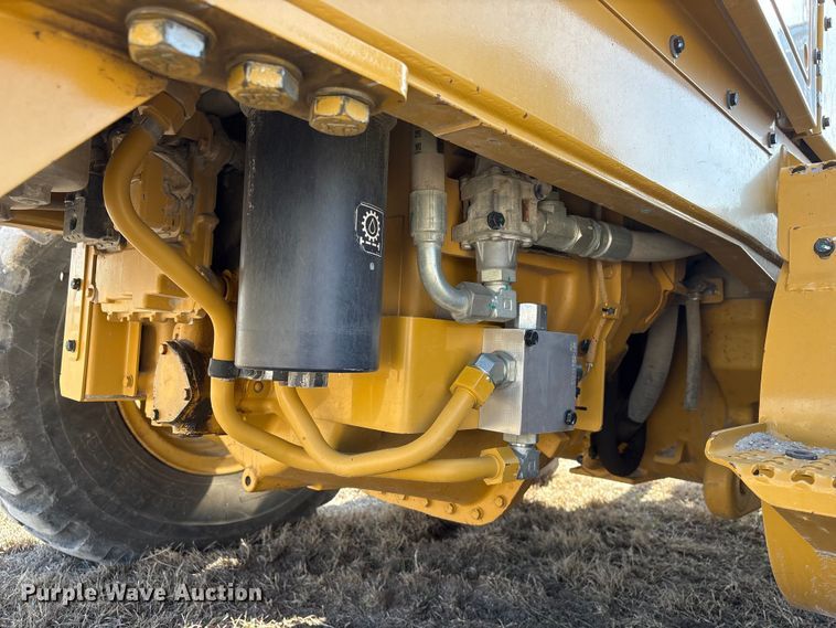 image for item FG2726 2018 Caterpillar 12M3 AWD motor grader