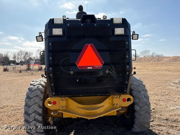 image for item FG2726 2018 Caterpillar 12M3 AWD motor grader