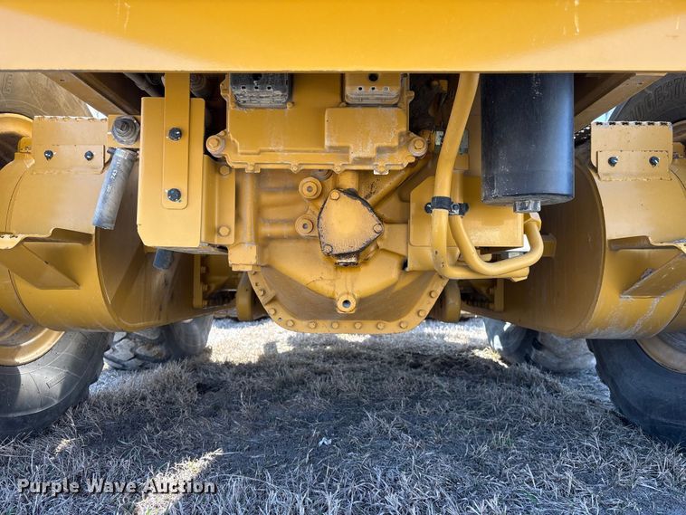 image for item FG2726 2018 Caterpillar 12M3 AWD motor grader