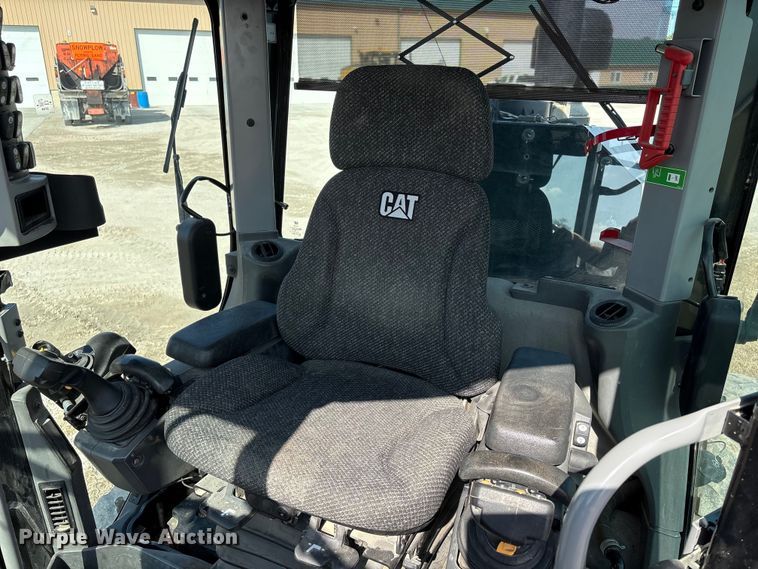 image for item FG2726 2018 Caterpillar 12M3 AWD motor grader