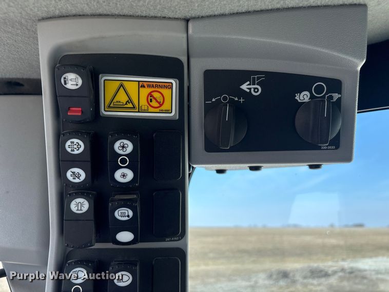 image for item FG2726 2018 Caterpillar 12M3 AWD motor grader