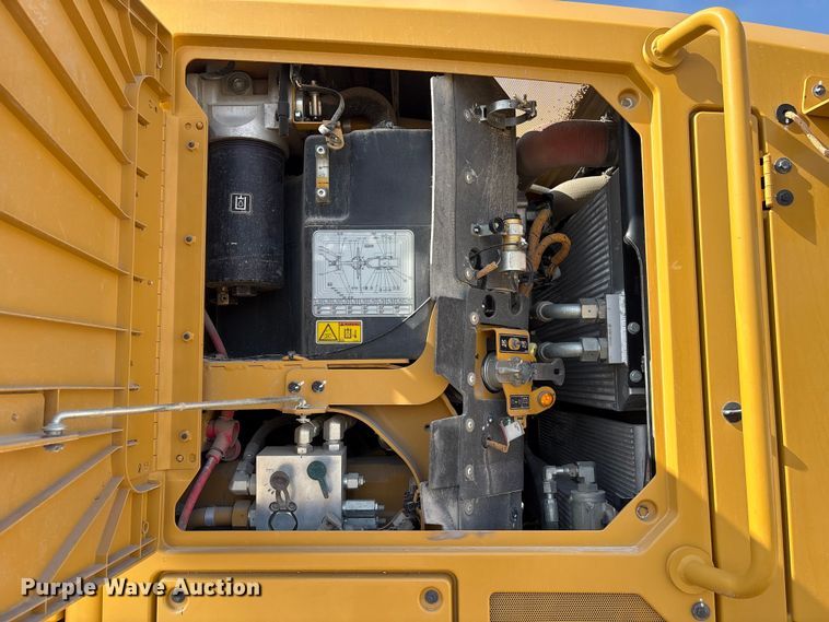 image for item FG2726 2018 Caterpillar 12M3 AWD motor grader
