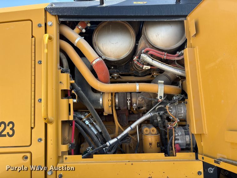 image for item FG2726 2018 Caterpillar 12M3 AWD motor grader