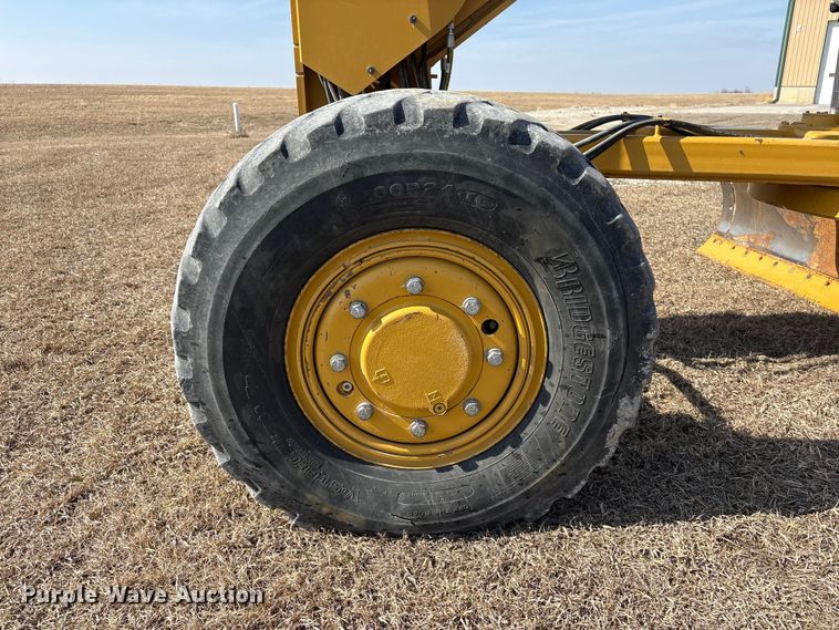 image for item FG2726 2018 Caterpillar 12M3 AWD motor grader